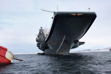 Porte-avions russe l'Amiral Kouznetsov