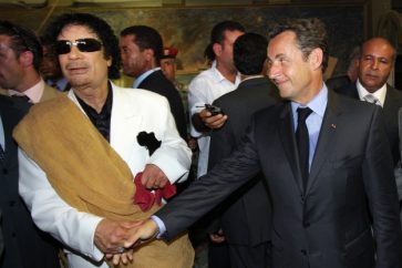 sarko_kadhafi