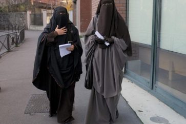 hollande_burqa