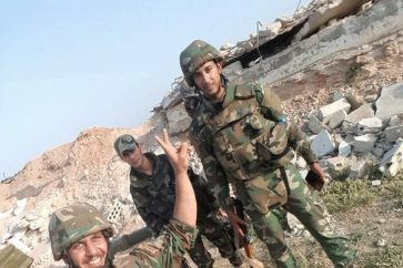 militaire_halfaya_entourage