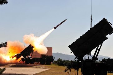 Les USA prévoit de livrer à l’Ukraine une batterie de Patriot, chacun de ces missiles coûtant trois millions de dollars.