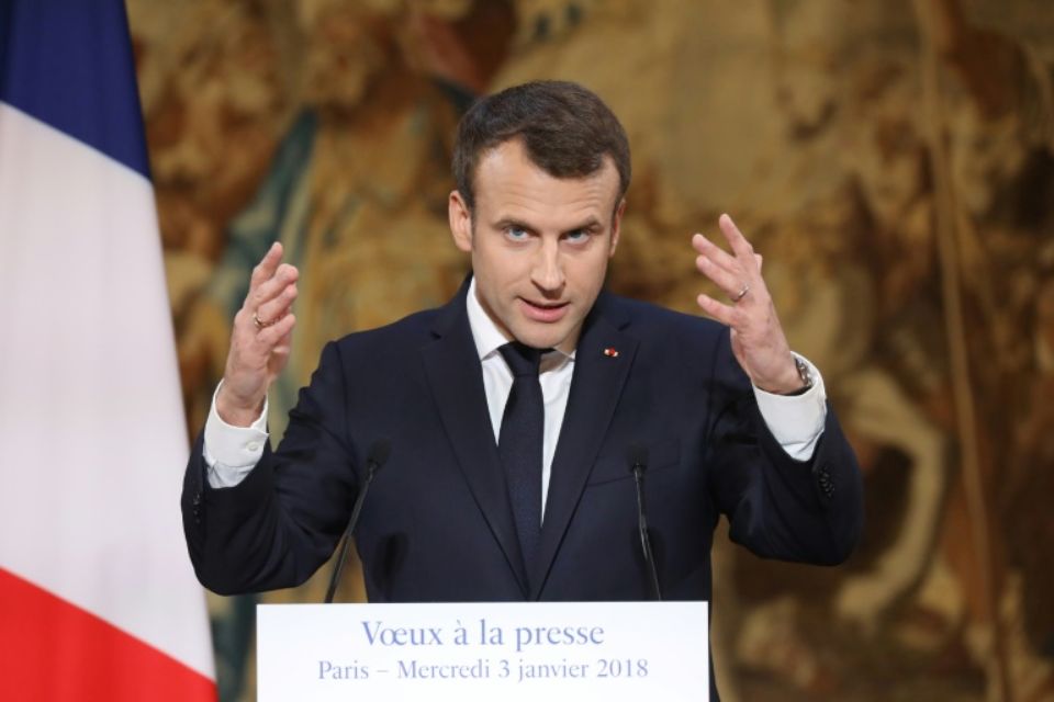 macron2