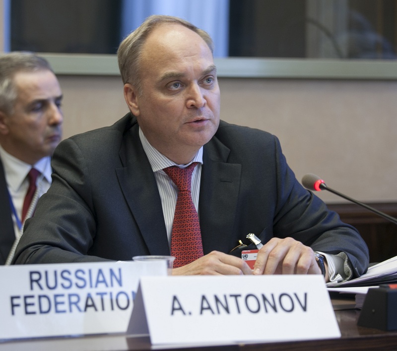 Rose Gottemoeller, Acting Under Secretary for Arms Control and International Security, joined Anatoly Antonov, Deputy Minister of Defense of the Russian Federation, in a side event at the 2013 NPT Prepcom in Geneva to brief delegates on the implementation of the New START Treaty.In her presentation Under Secretary Gottemoeller outlined the treaty’s verification regime and the continued success of the treaty’s implementation.See the presentation here:
https://coreix.french.almanar.com.lb//geneva.usmission.gov/framework\/includes/uploads/2013/04/New-START-Treaty-An-Overview-of-the-Verification-Regime.pdfU.S. Mission Geneva / Eric Bridiers