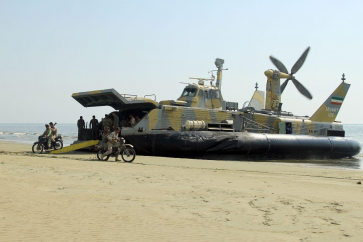 13971203000130_test_newphotofree-jpg