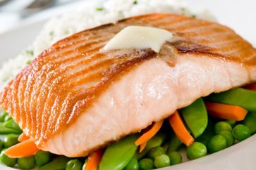 Le coronavirus a une survie de long terme sur le saumon.