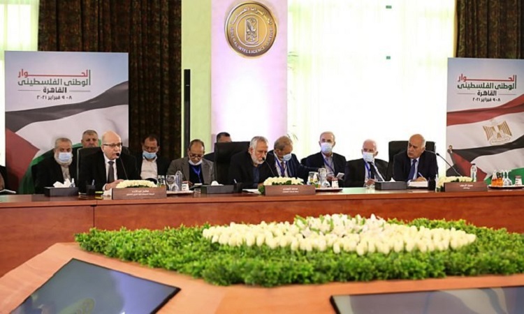 Les factions palestiniennes se sont rendues au Caire pour des discussions cruciales sur les modalités de la tenue des élections