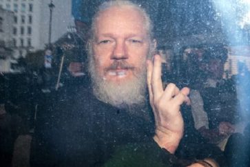 julian_assange