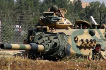 La Turquie continue d'exercer son emprise sur le nord-ouest de la Syrie et y dispose d'une importante présence militaire.