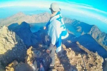 Un 'touriste' israélien dans l'archipel yéménite de Socotra.