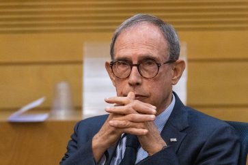 Nachman Shai, Israel's Minister of Diaspora Affairs attends the Jewish People's Lobby, at the Knesset, the Israeli parliament in Jerusalem, November 15, 2021. Photo by Yonatan Sindel/Flash90 *** Local Caption *** כנסת
שדולת
העם
היהודי
נחמן שי