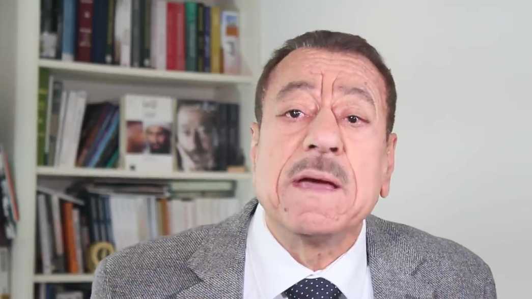 Les Israéliens tuent notre peuple et volent notre terre, et ils veulent que nous ne critiquions pas leurs crimes", a dit Abdel Bari Atwane