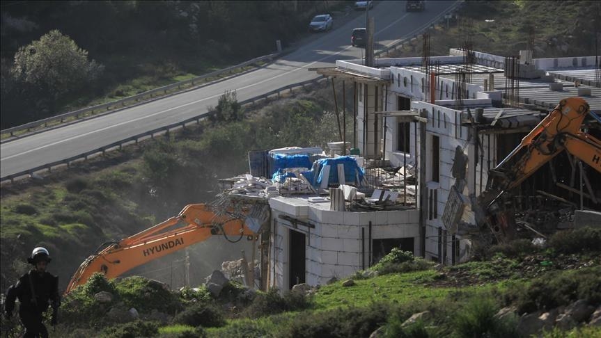 Les habitants du village d'Al-Araqib insistent pour rester sur leurs terres malgré les démolitions répétées.