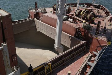 Un navire de transport de céréales, en Roumanie, le 21 juin 2022 (image d'illustration).