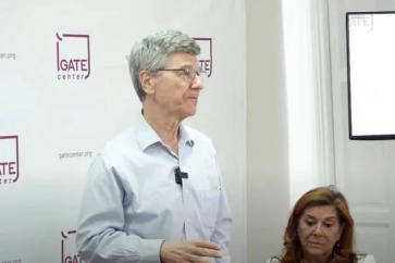 Dans son article, Jeffrey Sachs, directeur de l’Earth Institute de l’Université de Columbia aux États-Unis, accuse la NIH de ne pas dire ce qu'il sait des origines du SARS-CoV-2