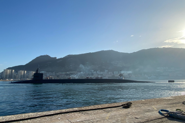 Il embarque 24 missiles intercontinentaux, capables de frapper à 18.000 km à une vitesse de 29.000 km à l’heure. Chacun peut armer jusqu’à quatorze ogives nucléaires.