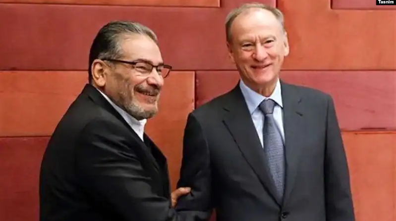 Chamkhani et Patrouchev à Téhéran, le 9 novembre 2022.