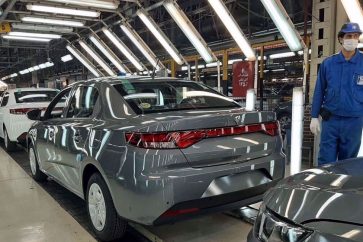 TARA, nouvelle berline d'Iran Khodro, numéro un de la construction automobile au Moyen-Orient.