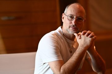 « Le Second Temple a été détruit à cause d'une haine similaire à ce qui se passe en Israël en 2022 », selon Mordechai Kahana qui avait pendant de longues années conduit et financé l'implantation en Palestine occupée des juifs du Yémen, d'Afghanistan, de Syrie et d'Ukraine .