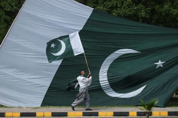 7a74d903-f442-4e73-8dc5-298adf36501c