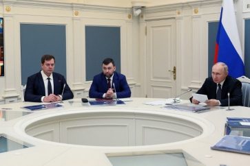 Vladimir Poutine devant le Conseil de sécurité russe le 5 avril.