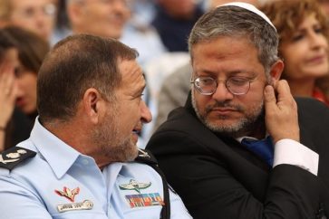 Le ministre israélien de la Sécurité Itamar ben Gvir et le commandant général de la Police israélienne Jacob Shabtai