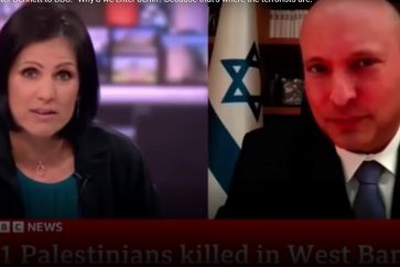 La journaliste de la BBC, Anjana Gadgil et Naftali Bennett (Capture d'écran).