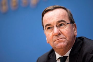 d9a53b82-2b91-4bbb-bf09-1cfaf3828166