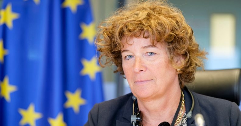 ddb07a81-1408-4560-ade2-0a83ca620aea