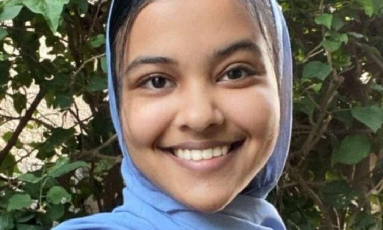 Asna Tabassum, étudiante interdite par l'Université de Californie de prononcer le discours de remise de diplomes pour son soutien à la Palestine.