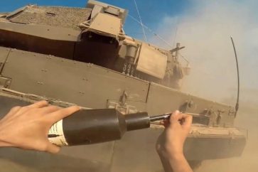 cef9c5c6-82e8-4004-83cb-e1c4340ce27e