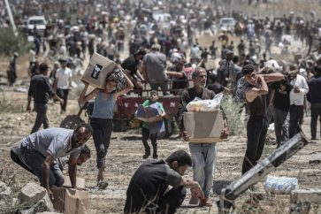 Jeudi, cinq camions ont été collectés du côté palestinien de Kerem Shalom" et "60 autres camions ont dû retourner au point de passage, selon l’ONU