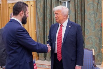 Le président US Donald Trump et son homologue syrien Ahmad Charaa